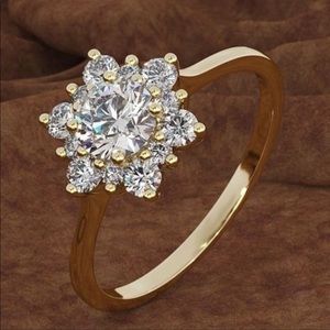 Gorgeous Breath-taking White Sapphire gold ring